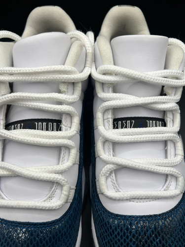 jordan retro 11 navy snakeskin