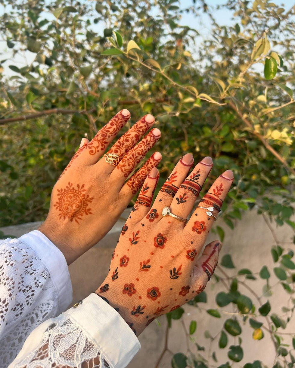 minimal and floral mehndi designs