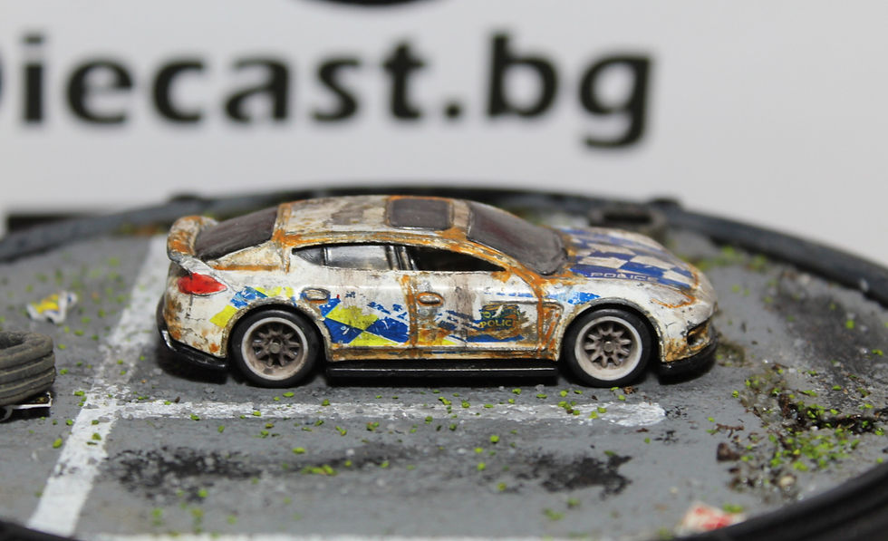 Thumbnail: Custom Porsche Panamera Police