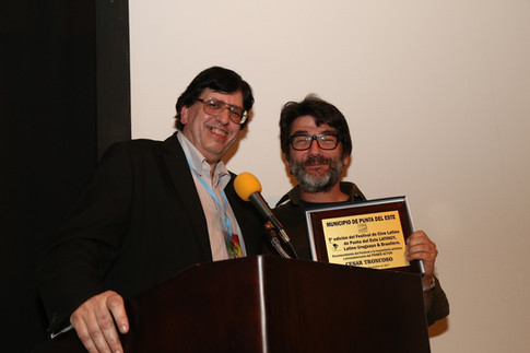 Premiado Cesar Troncoso junto a Jorge Jellinek .jpeg