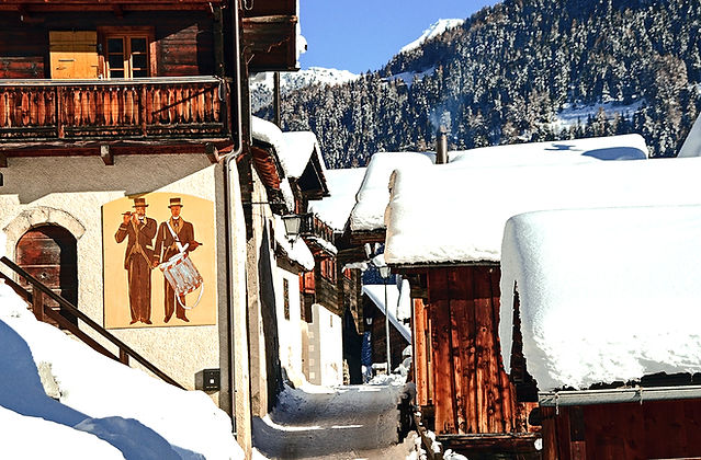 saint-jean-village-montagne-suisse_edite