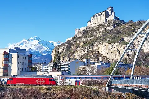 Vue du Château Valère, Sion, canton du Valais, Suisse