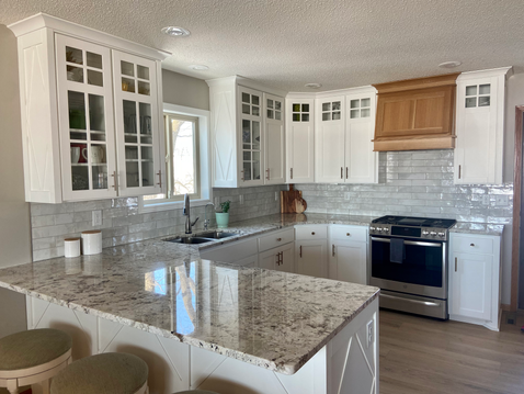 Lindell's kitchen.heic