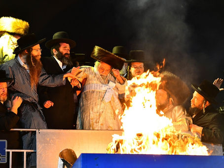 נחמה פורתא: האד' מתולדות אברהם יצחק וועט מעריך זיין הדלקה ליל ל"ג בעומר אין עיר התורה והחסידות ביתר