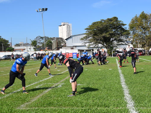 Com boa atuação de Jordão e Kell, Lions vence e se classifica para os playoffs.