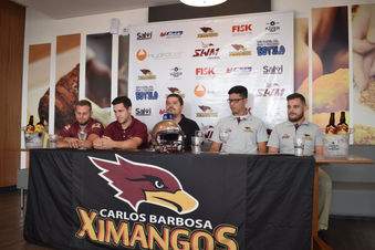 Ximangos apresenta novos uniformes e coordenador ofensivo em coletiva neste sábado