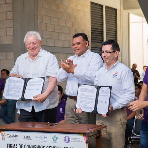 Firma de convenio entre UPY y CentroGeo