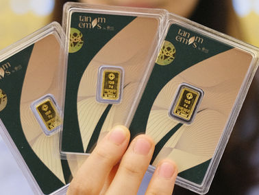 Emas Terus Bergerak Stabil! Harga Emas Hari Ini Turun Tipis Rp1.350 per Gram!