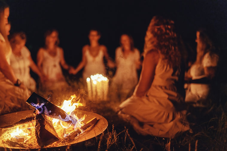 Women at the night ceremony. Ceremony space..jpg