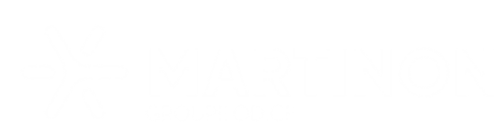 Logo blanc avec une fleur et le texte Martinon groupe Odice sur fond transparent.