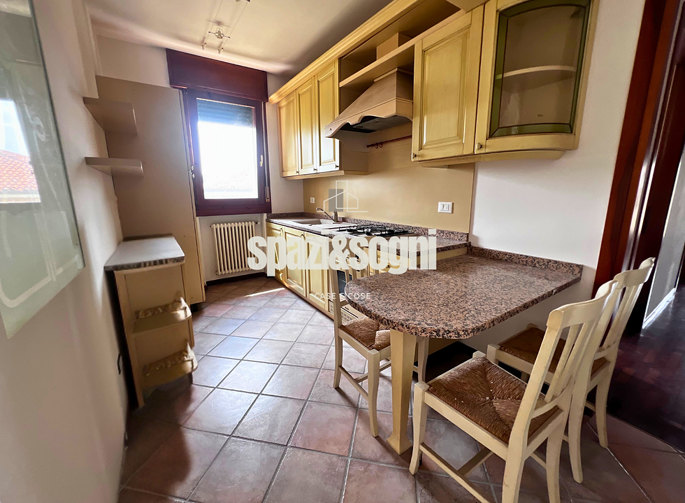 Miniatura: CASA SOTTO L'ARCO - Midi in contesto di pregio a San Pio X