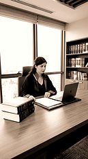 Kadın Avukat (6)_edited_edited.jpg