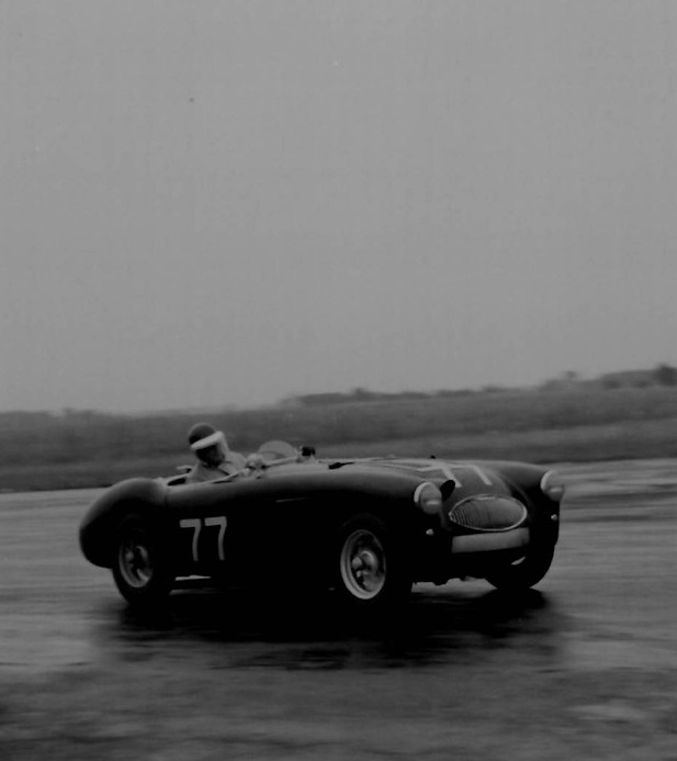large_1556111643_100s.jpg
