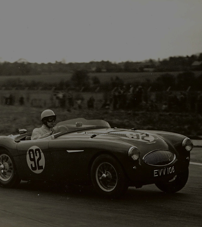 austin-healey-100s-sports-racing-evv-106-racing-bonhams-30112021.jpg