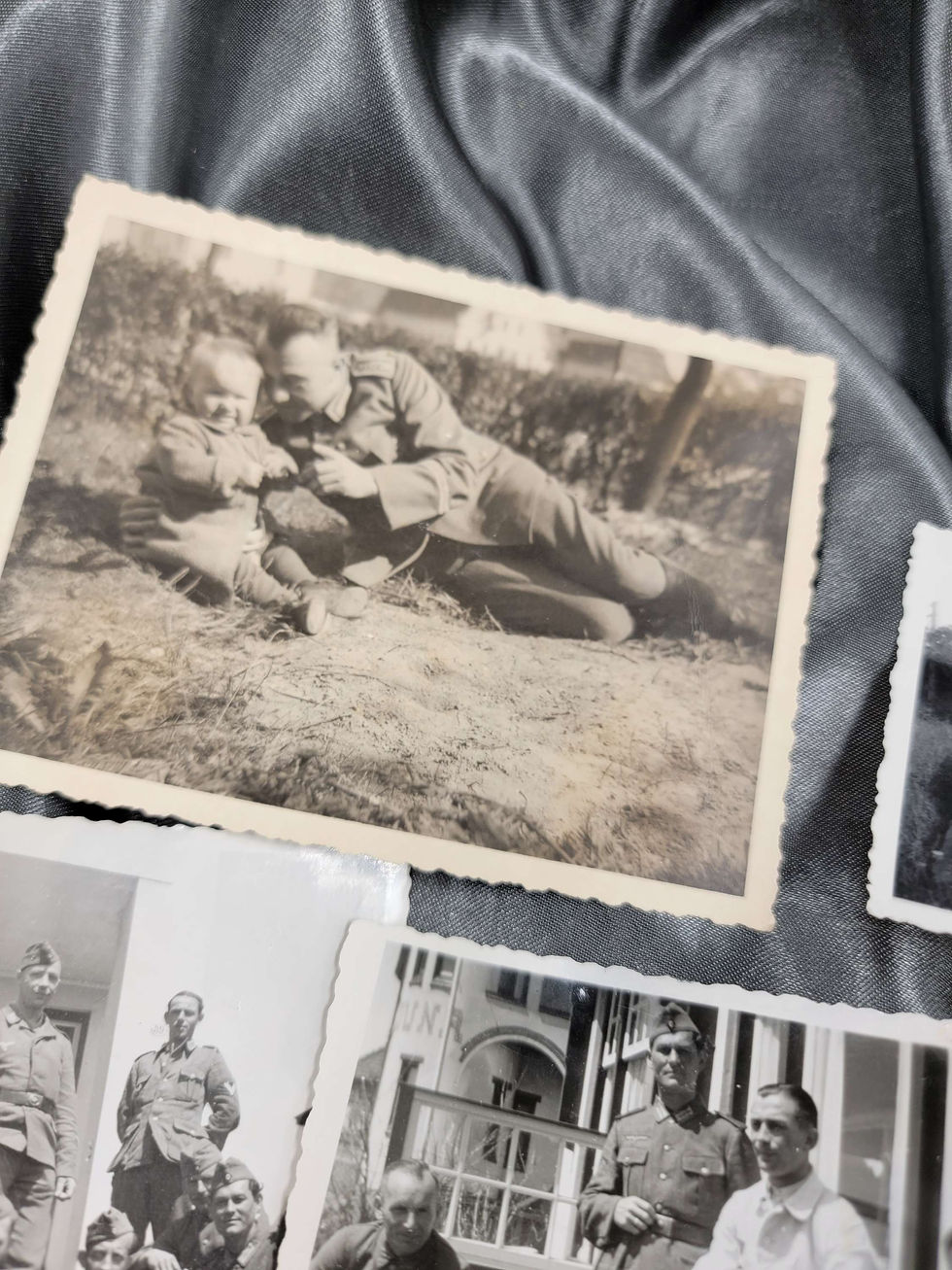 Miniaturbild: WWII GERMAN PHOTOGRAPHS COLLECTION