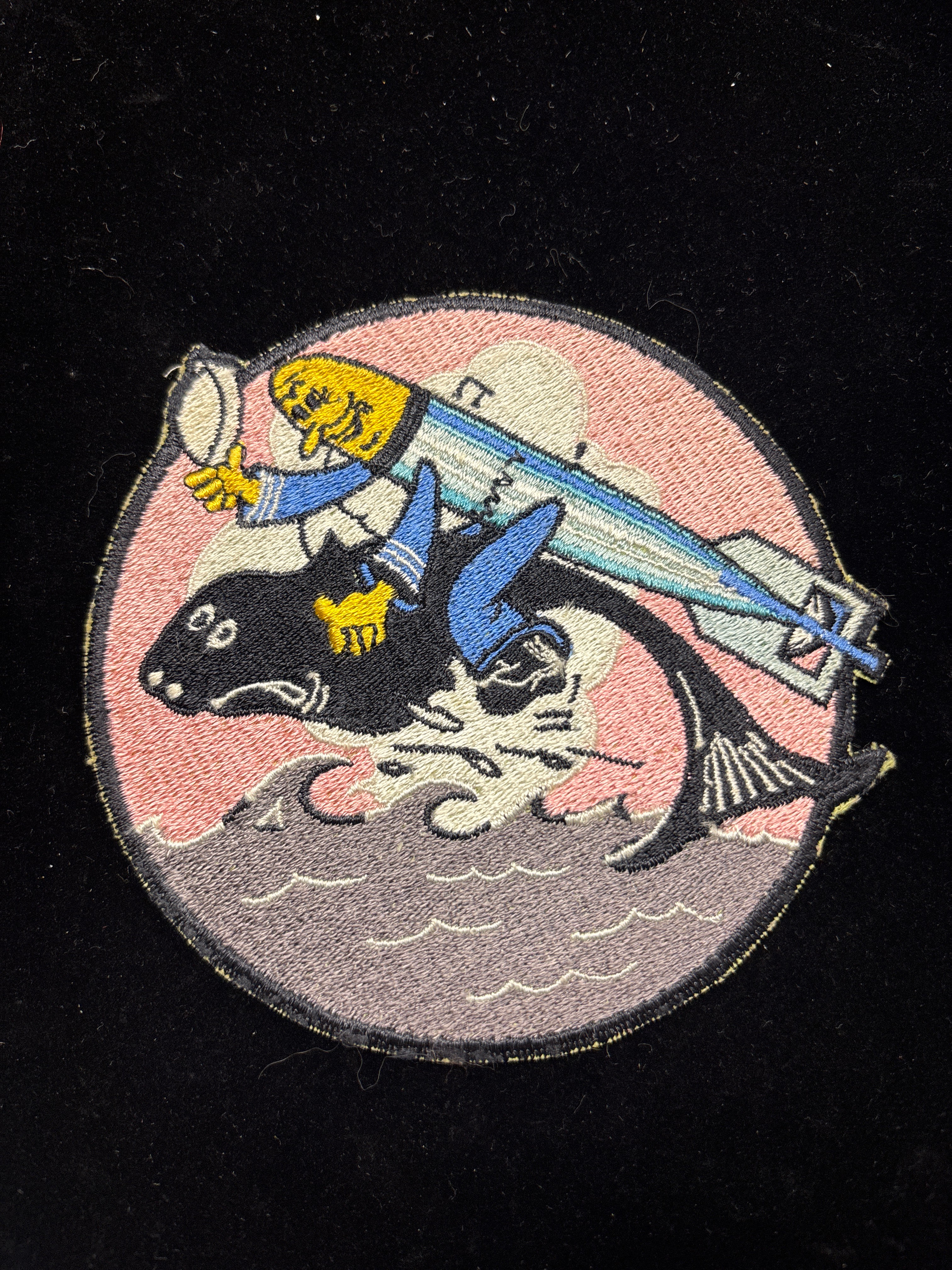 WWII US NAVY USS GUITARRO JACKET PATCH