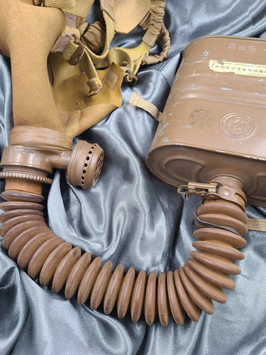 WWII JAPANESE GAS MASK | The War Front