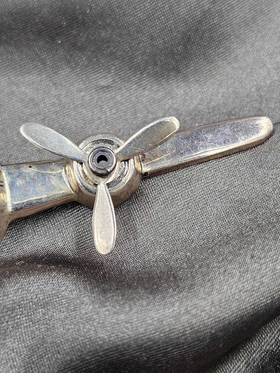Thumbnail: WWII US B-25 MITCHELL SILVER SWEETHEART PIN