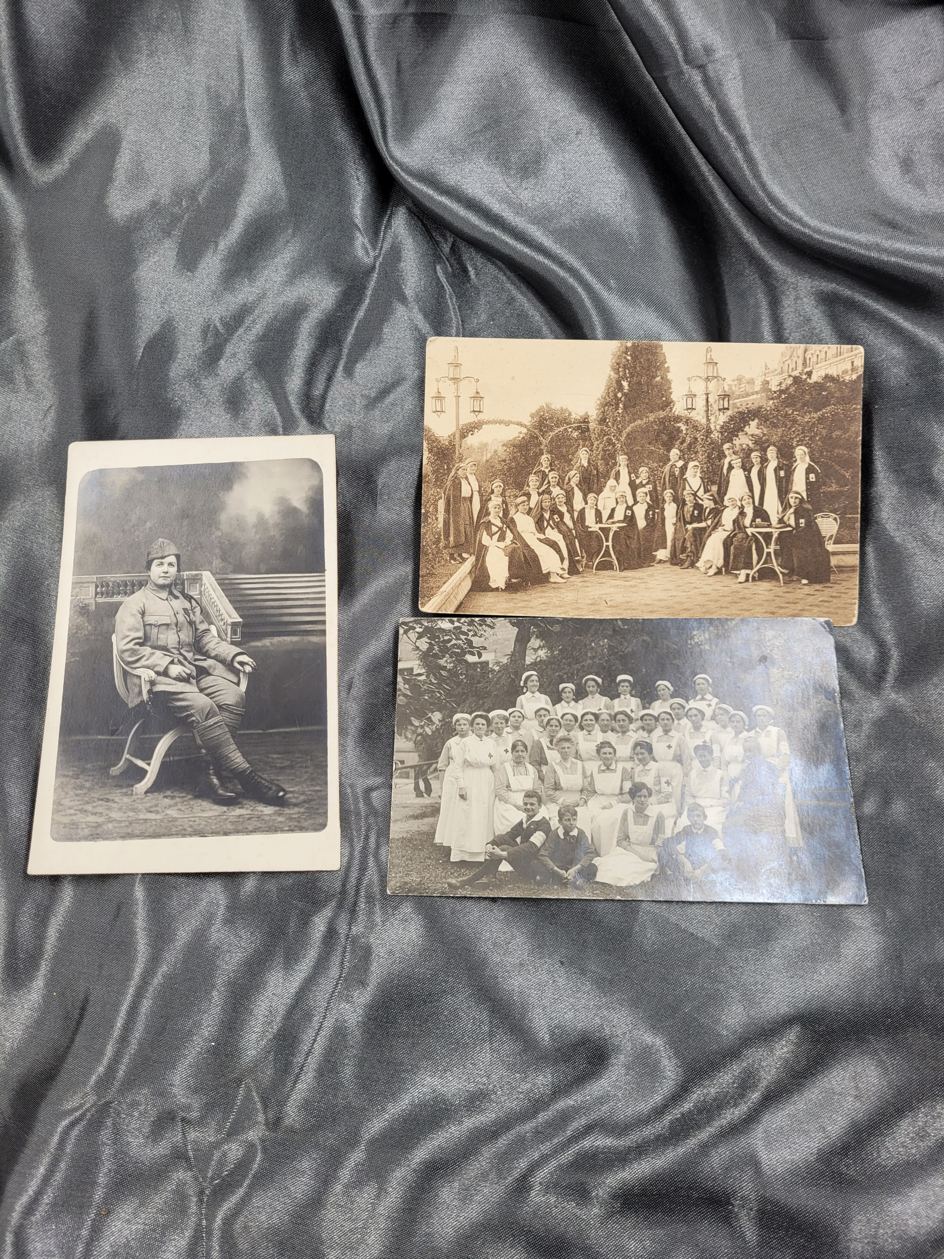 WWI WOMEN FRENCH NURSES POSTCARDS