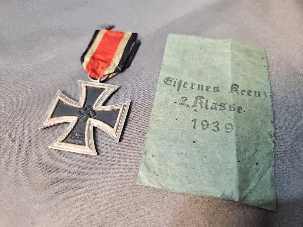 EK II "Iron Cross 2nd Class" with Issue Packet