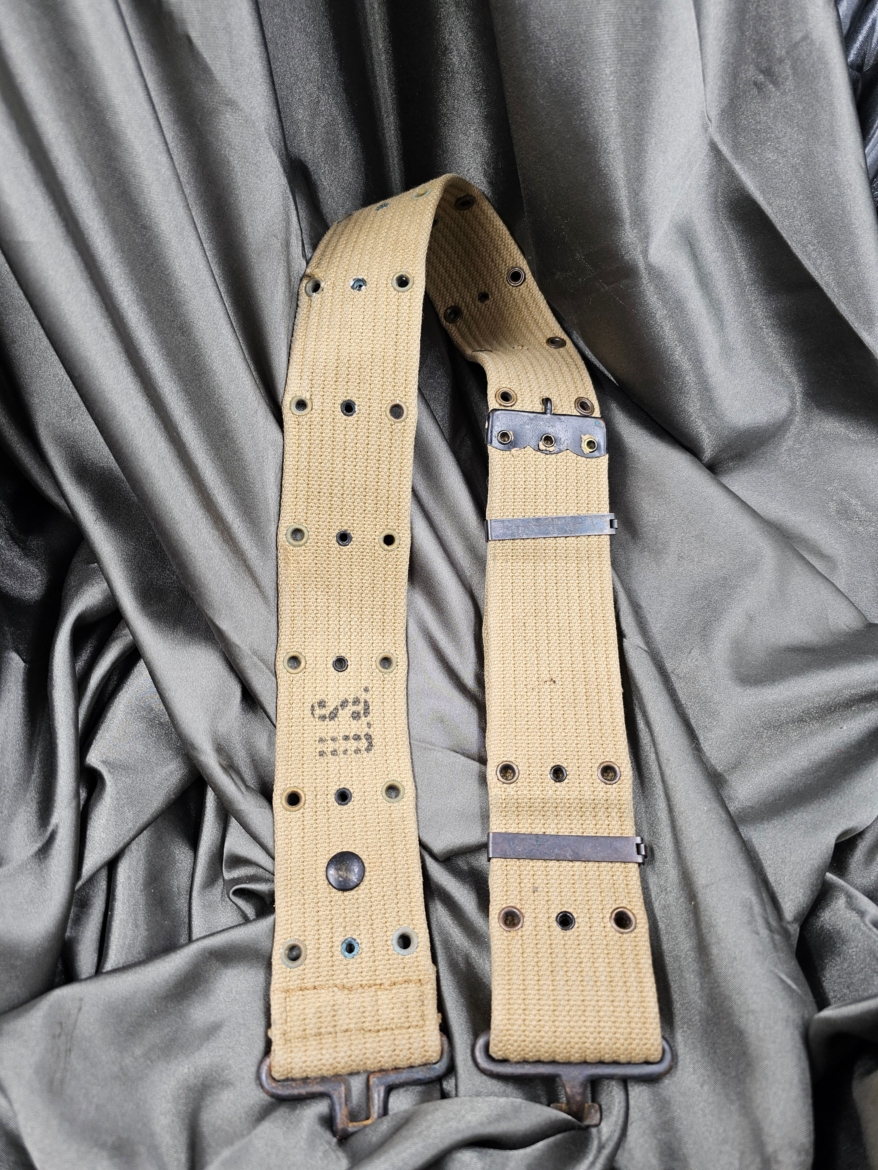WWII US PISTOL BELT
