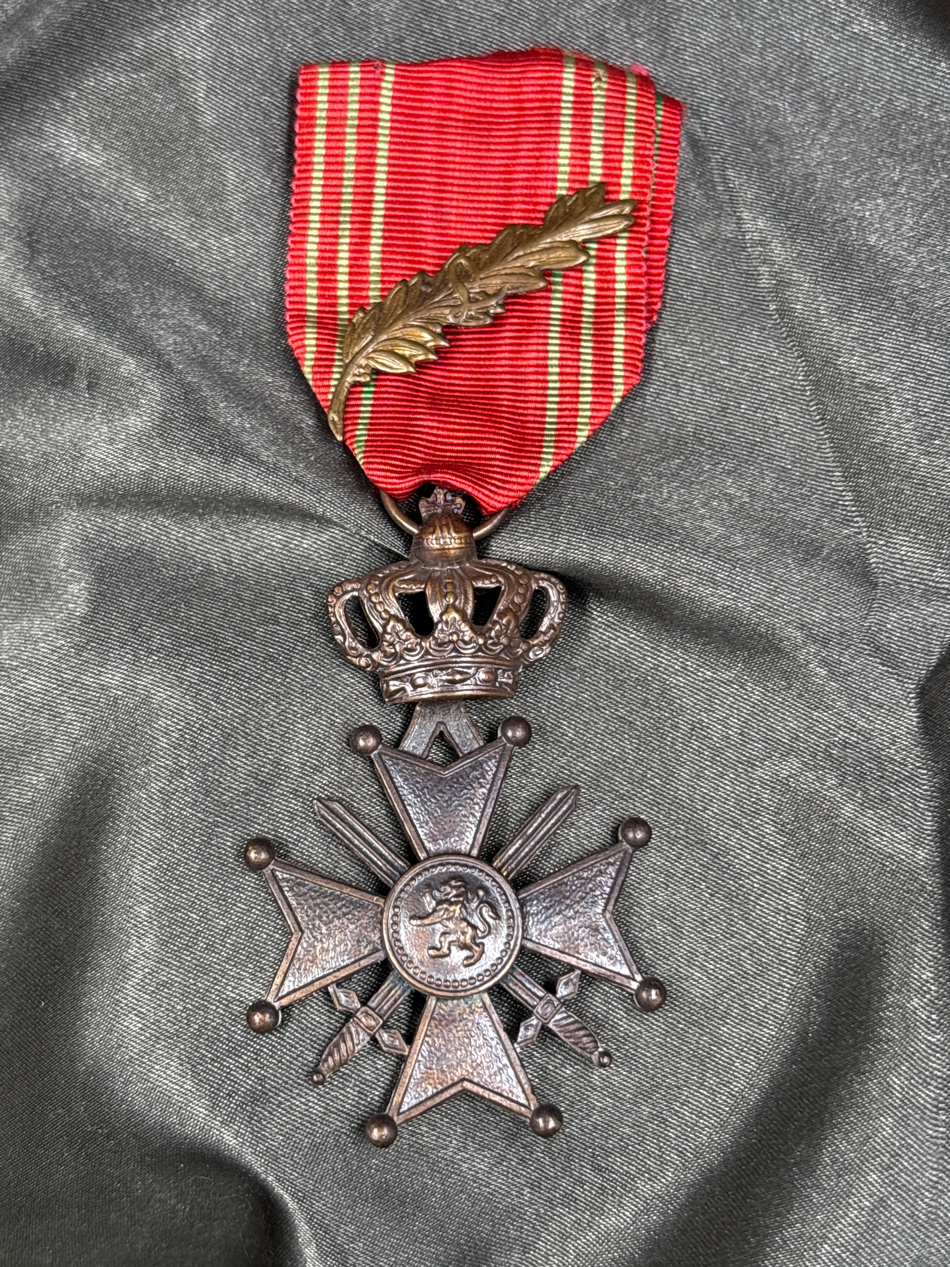 WWII BELGIAN CROIX DE GUERRE