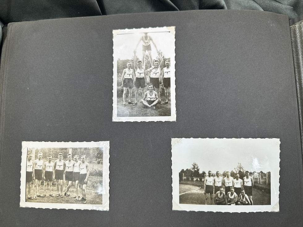 Miniature : WWII GERMAN PHOTO ALBUM