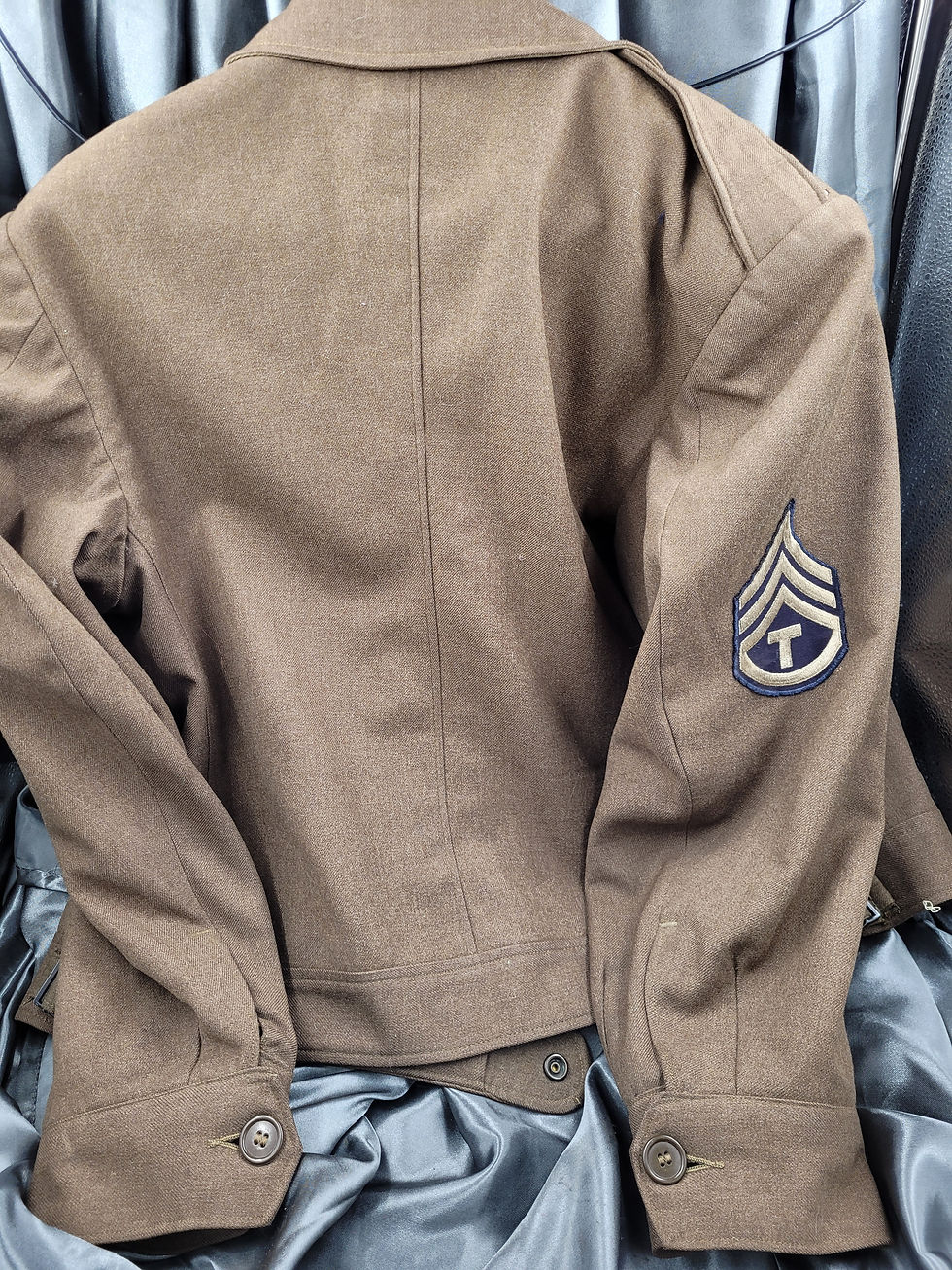 Thumbnail: WWII US INFANTRY IKE JACKET 44S