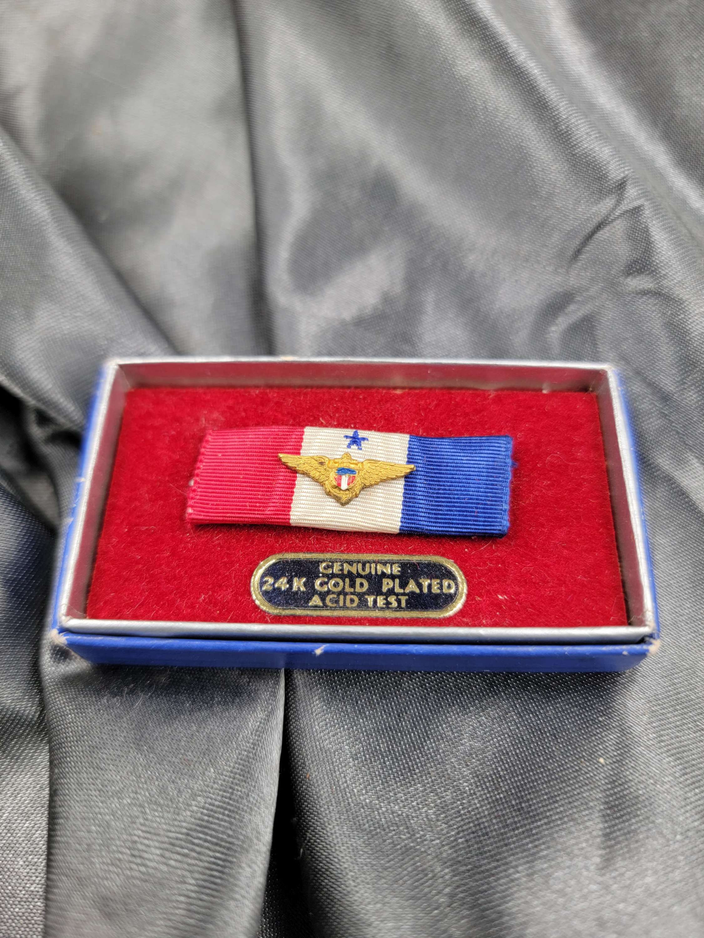 WWII VICTORY SWEETHEART PIN