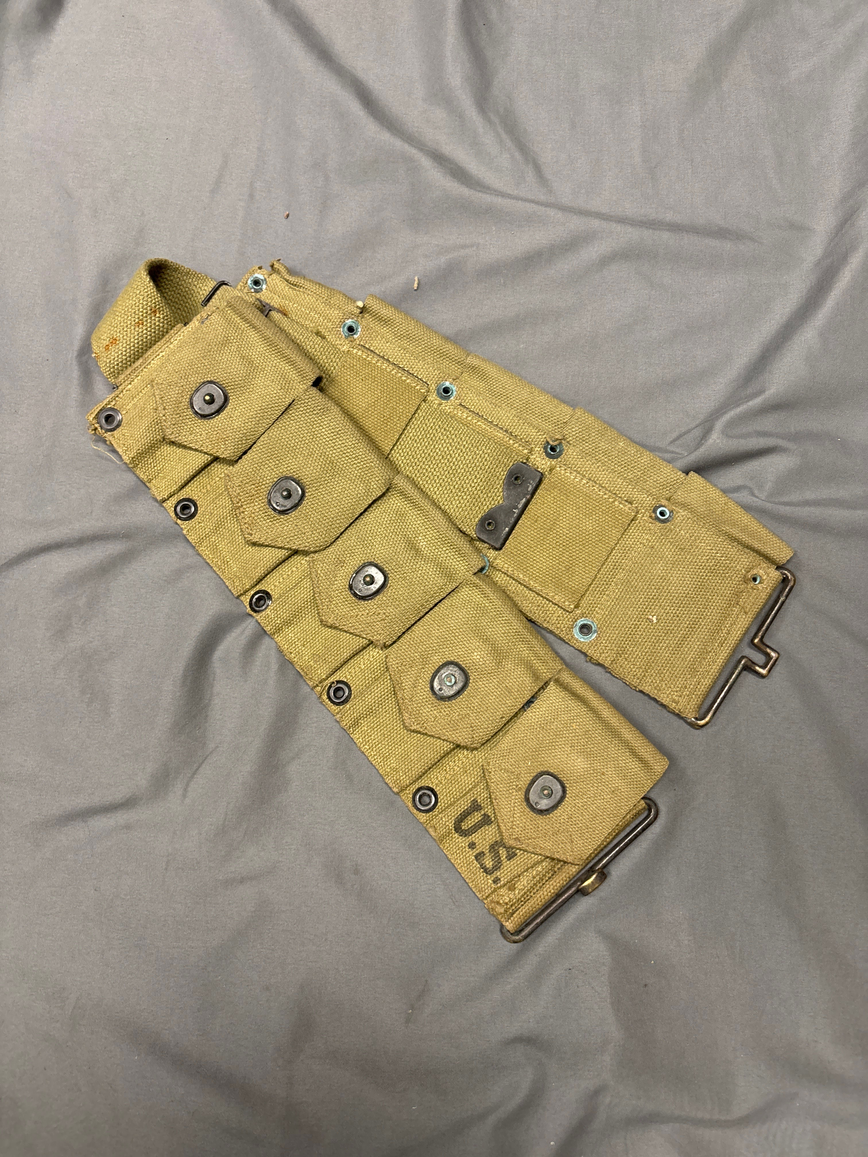 WWII US CARTRIDGE BELT
