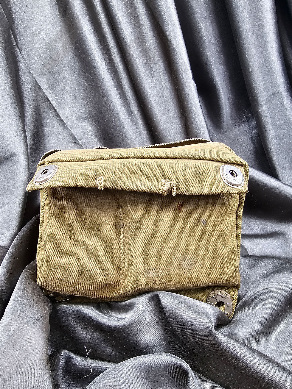 サムネイル： WWII US AIRBORNE GLIDER MEDICAL KIT