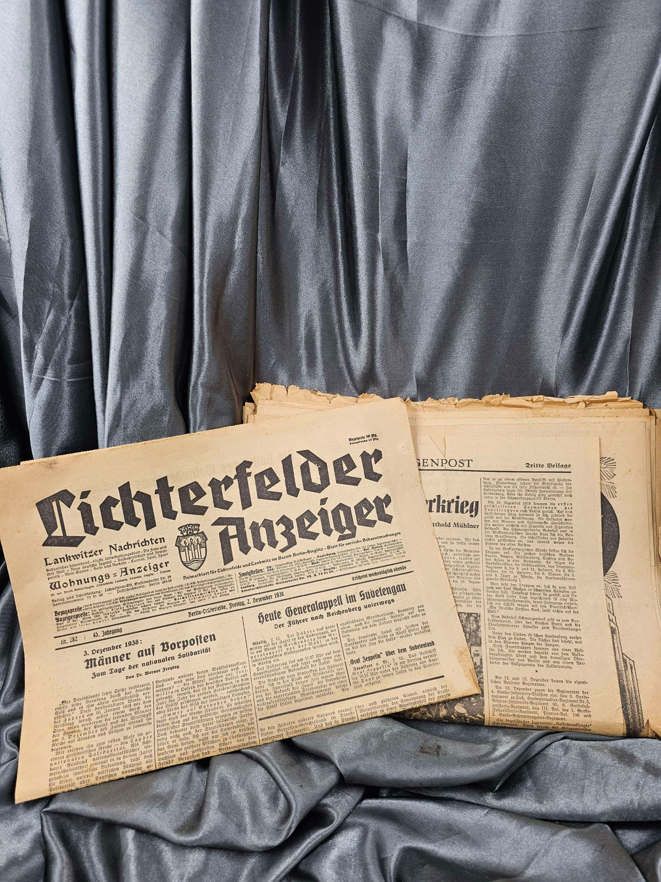 WWII GERMAN BERLIN NEWSPAPER 