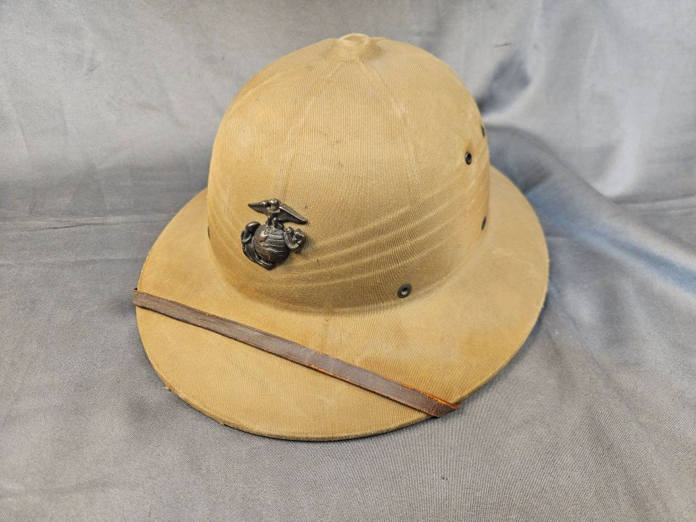 WWII USMC Marine Pith Helmet
