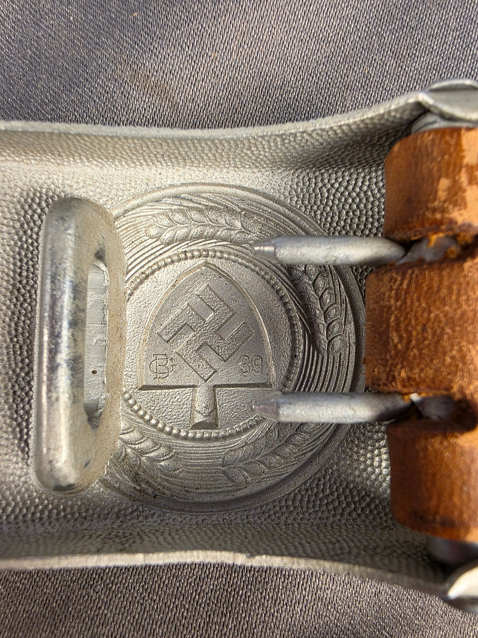 Miniaturbild: WWII German RAD EM Belt Buckle with Tab