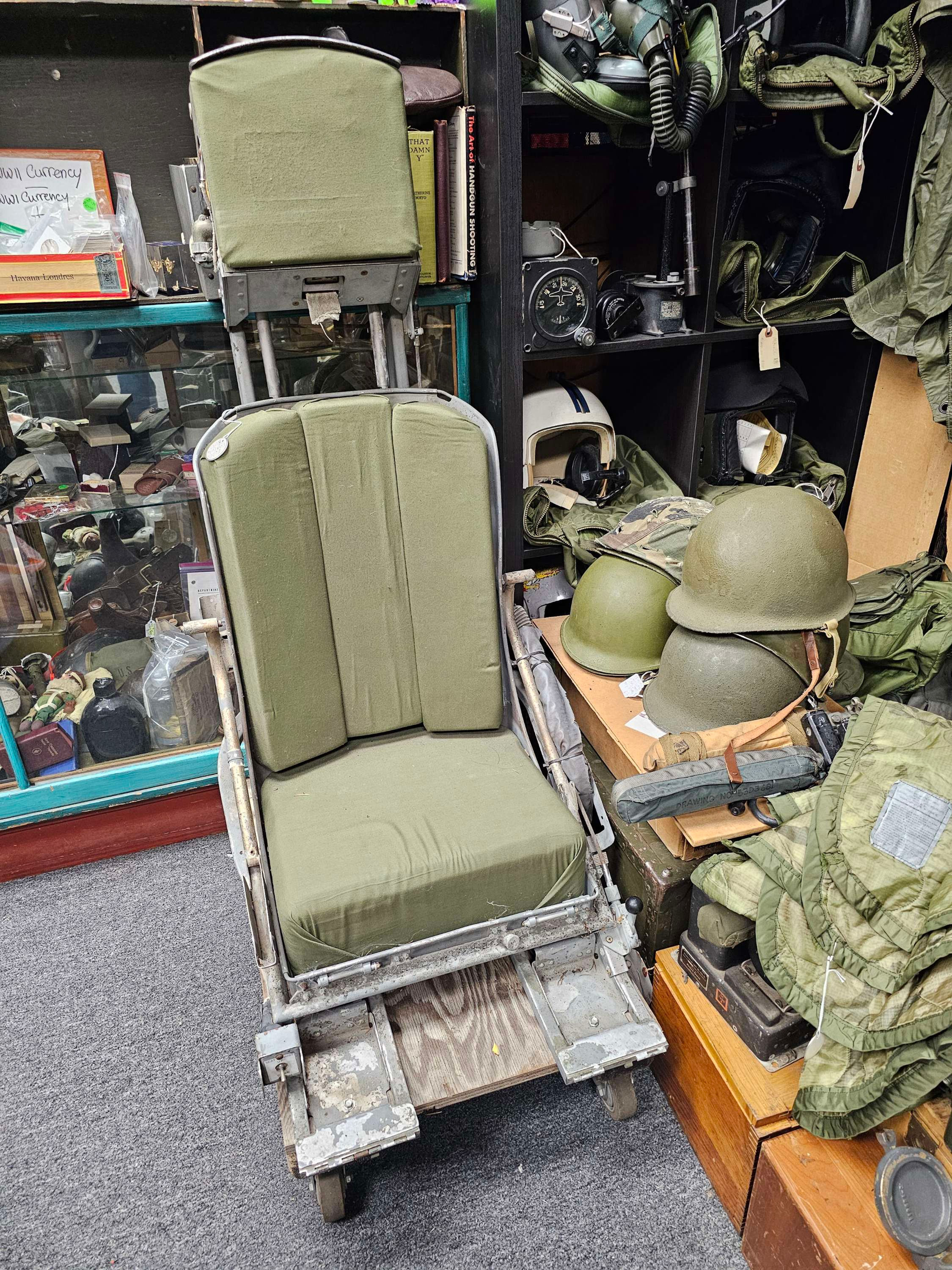 LOCAL DELIVERY AVAILABLE - LOCKHEED T33A SHOOTING STAR PLANE EJECTION SEAT