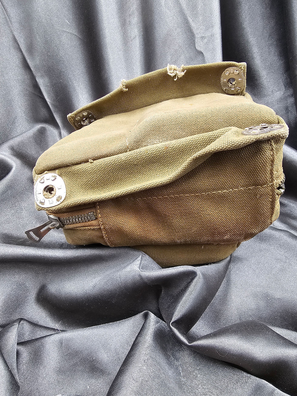 サムネイル： WWII US AIRBORNE GLIDER MEDICAL KIT