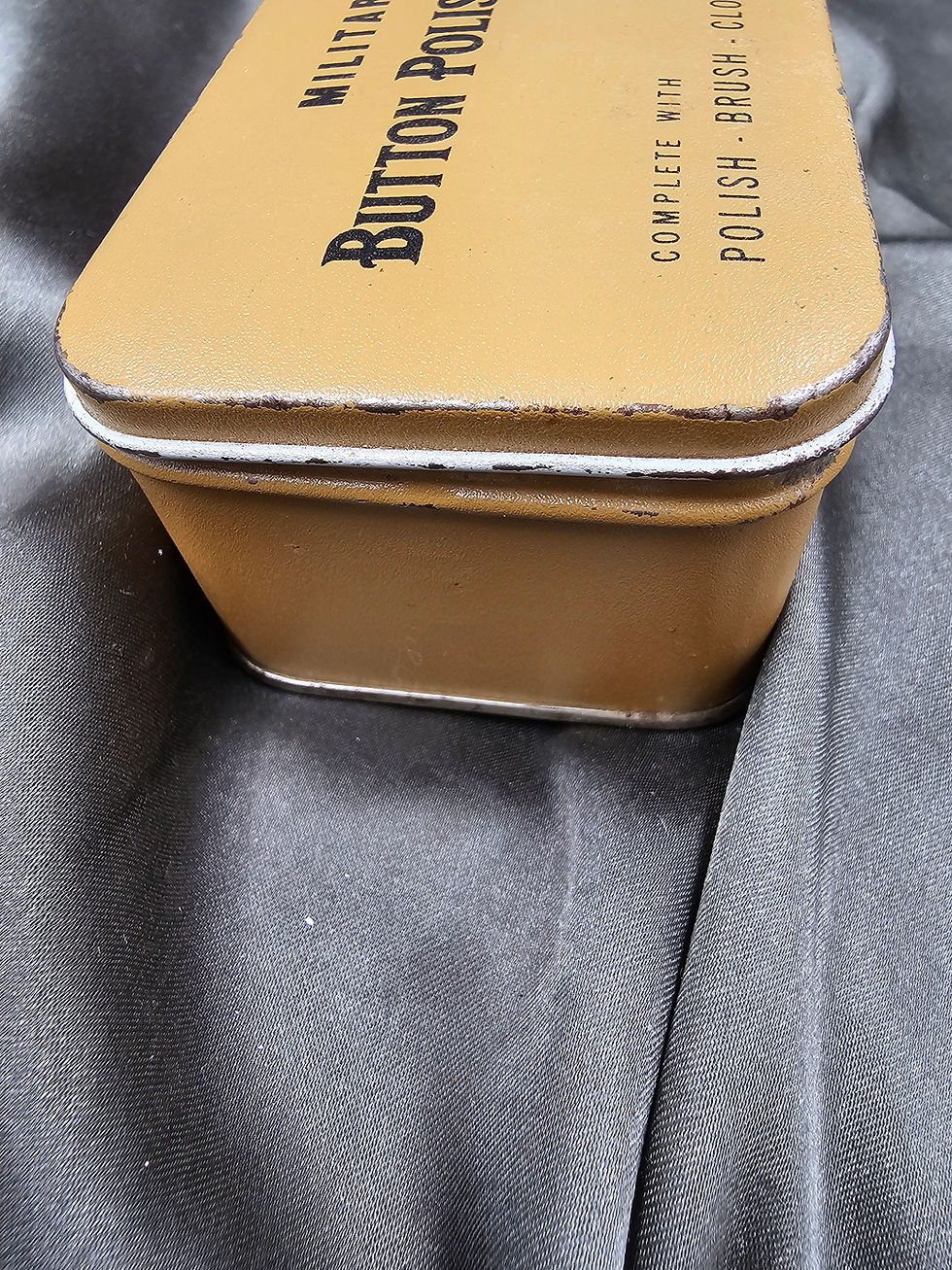 サムネイル： MILITARY BUTTON POLISHING KIT
