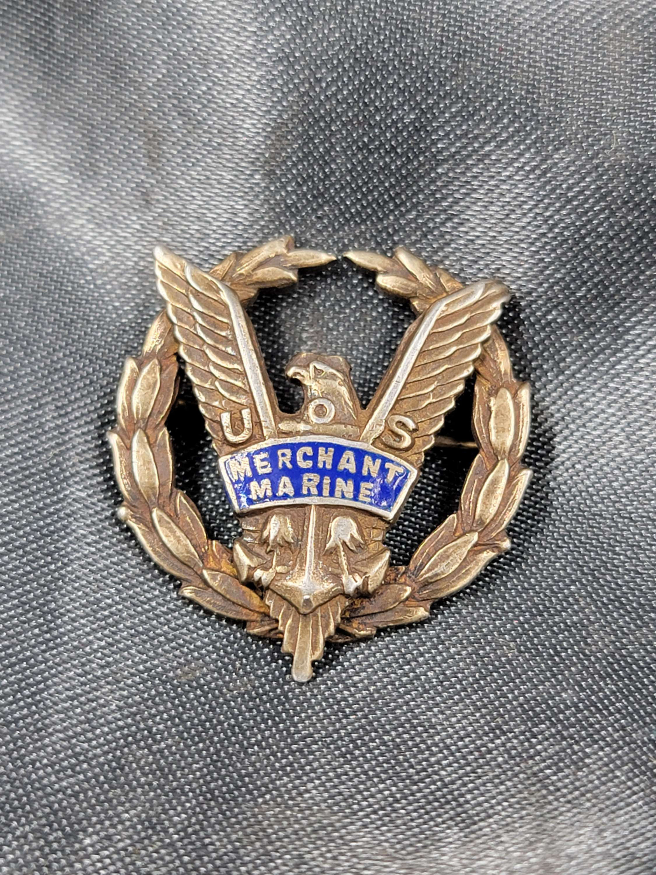 WWII US MERCHANT MARINE PIN