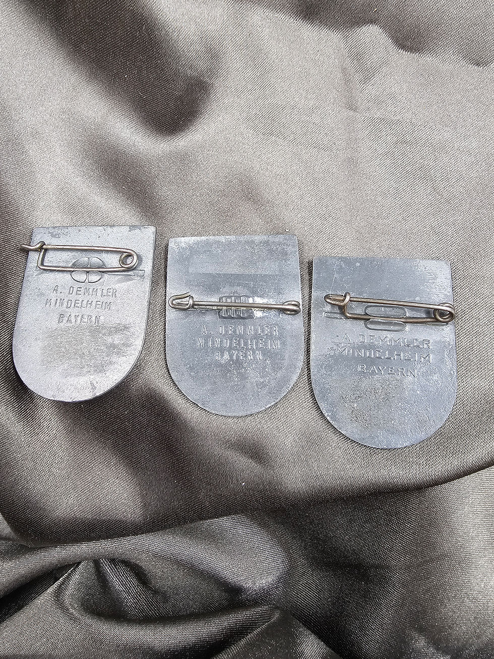 Miniaturbild: WWII GERMAN  TINNIE CITY COLLECTION