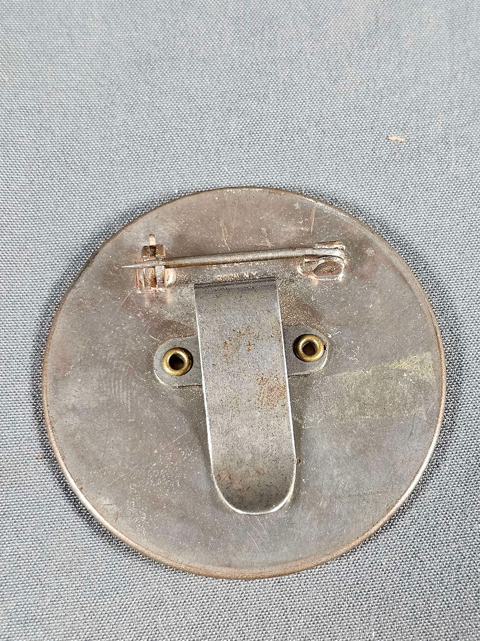 Miniature : WWII ERA FAIRCHILD AIRCRAFT EMPLOYEE BADGE