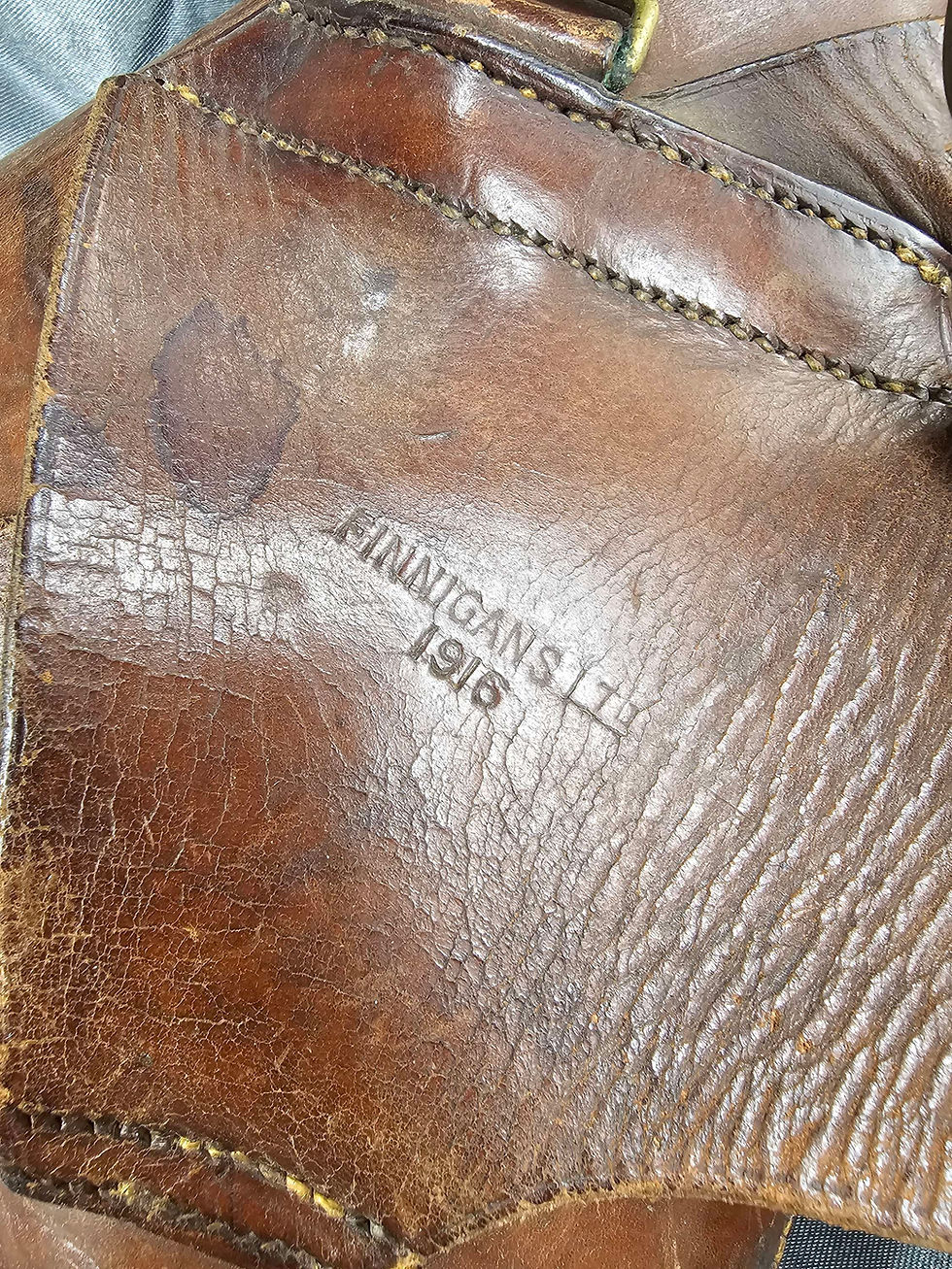 Miniaturbild: WWI CANADIAN OFFICER LEATHER BELT HOLSTER & AMMO POUCH