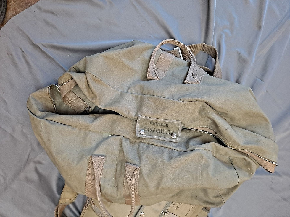 Thumbnail: Original 1946 US Parachute. Model P3-B-24