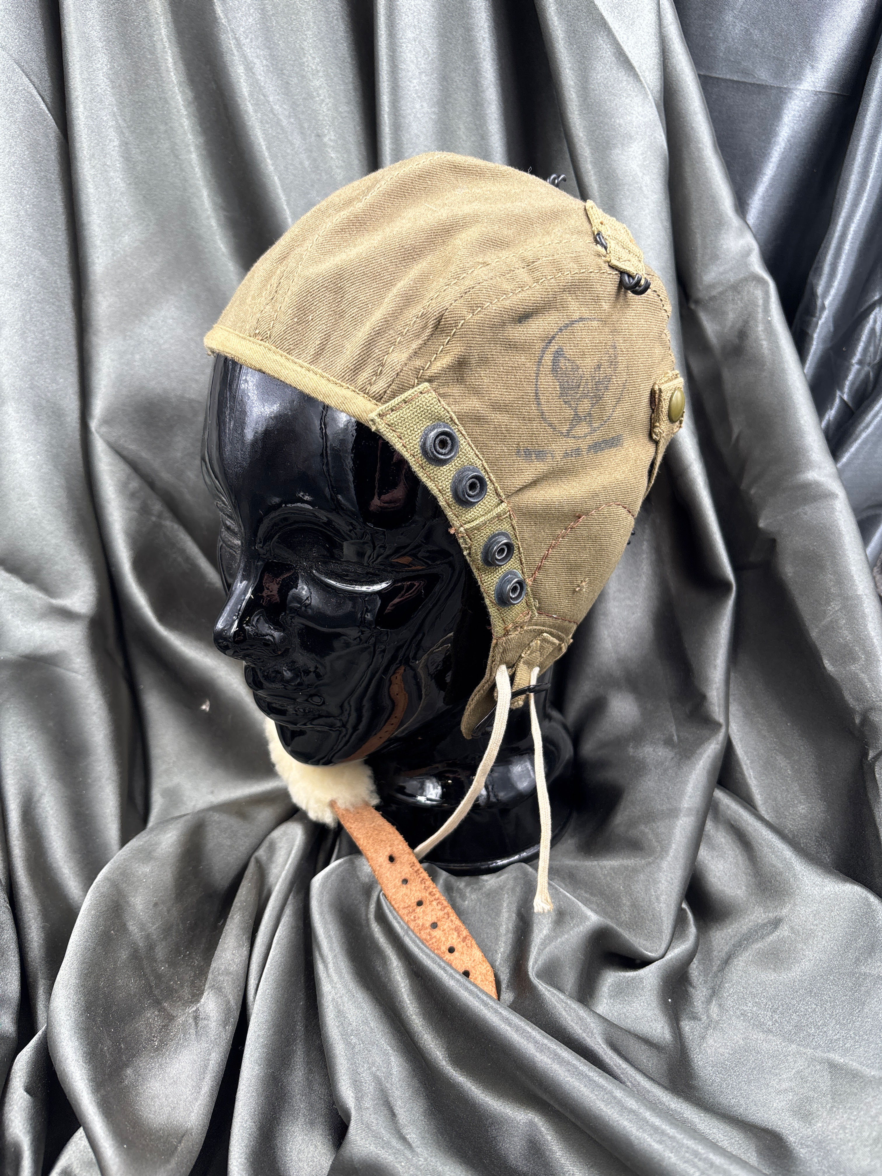 WWII AIR CORPS A-9 SUMMER FLIGHT HELMET SIZE MEDIUM