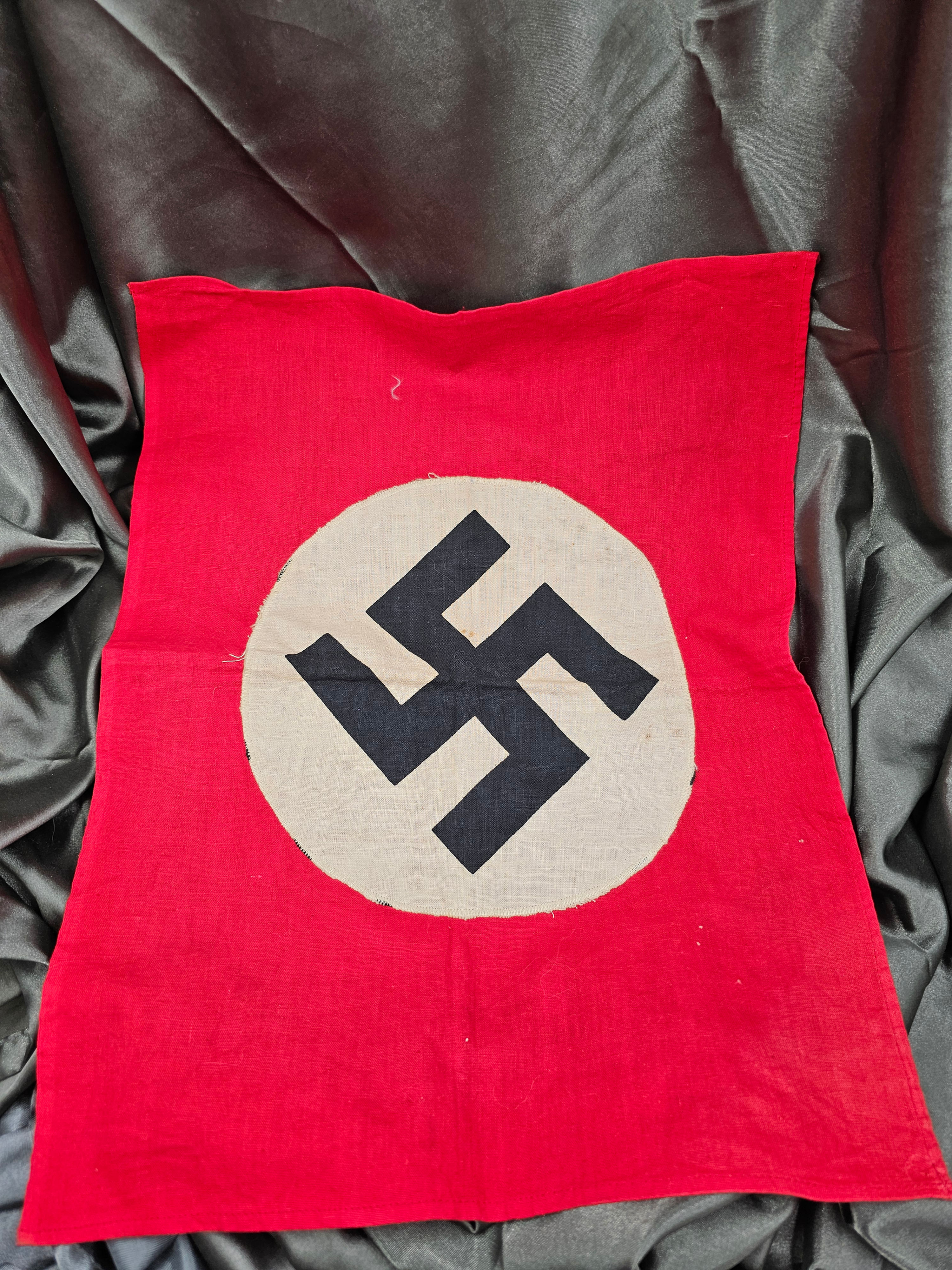 WWII SMALL GERMAN NSDAP FLAG