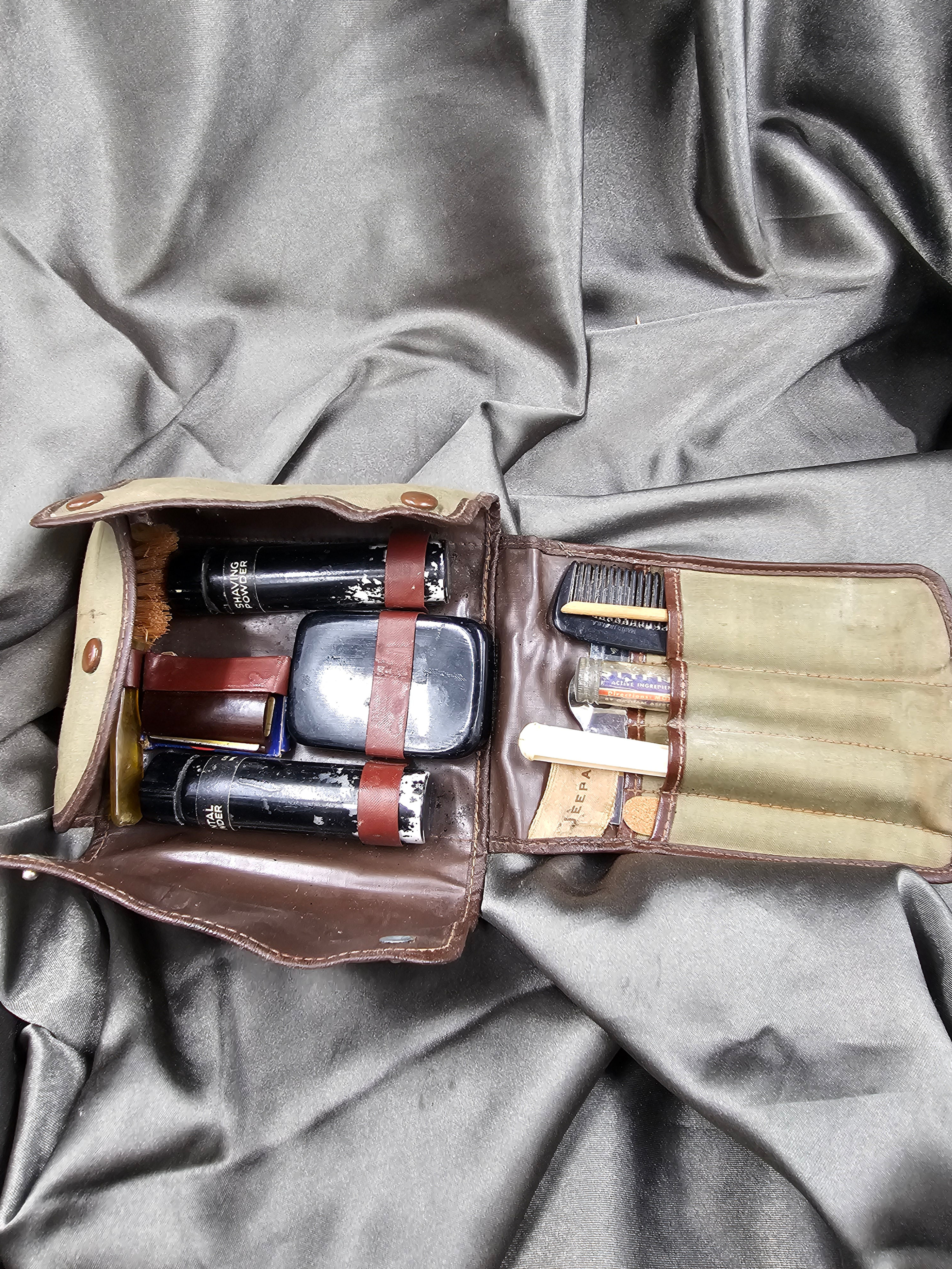 WWII US JEEPAK GROOMING KIT