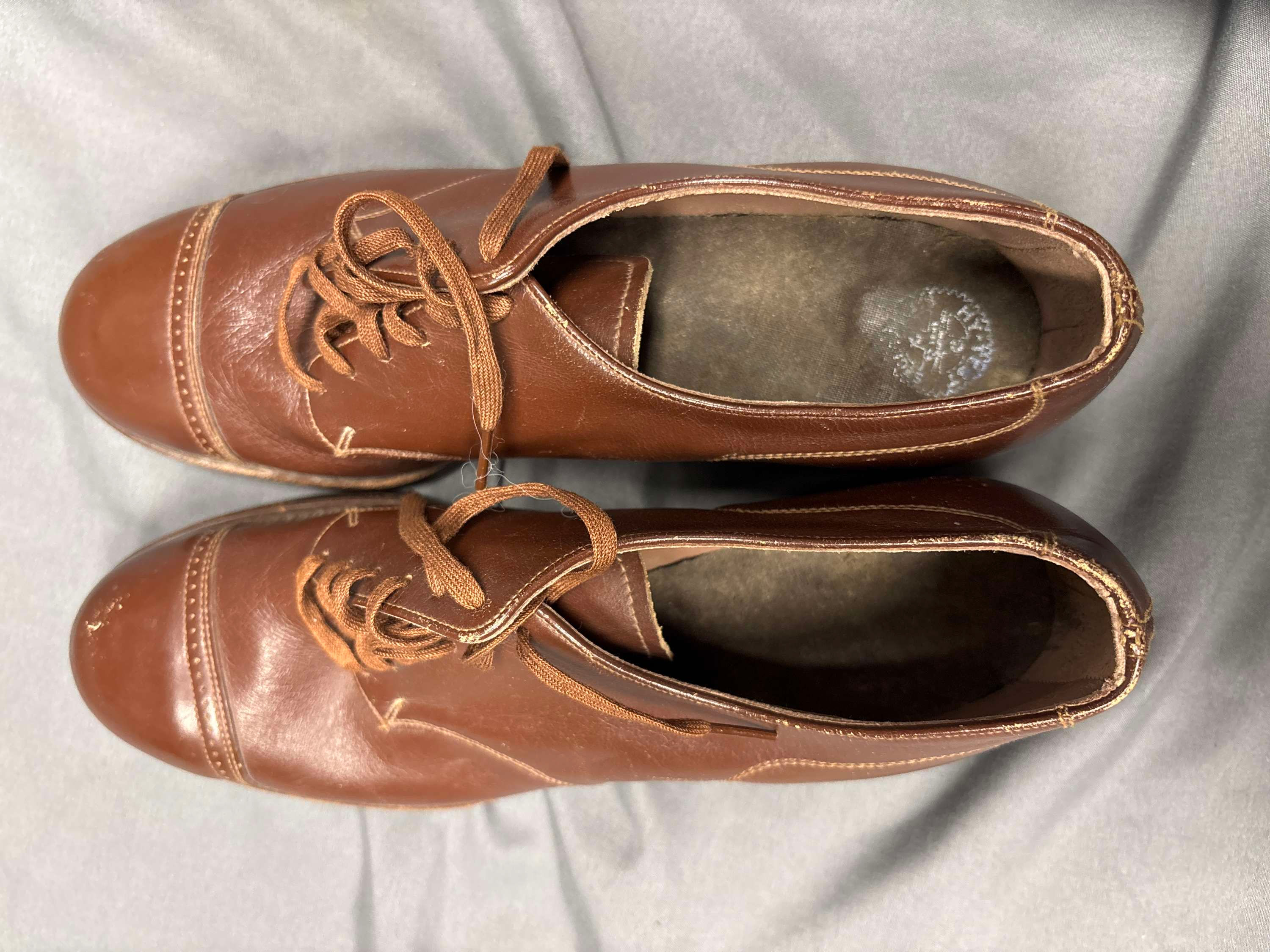 WWII US ARMY WOMEN SHOES