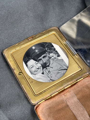 WWII US ARMY SWEETHEART COMPACT | The War Front