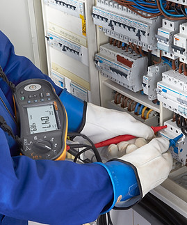 Fluke 1664 FC Multifunction Installation Tester - power panel_1280x853px_E_NR-22257.JPG