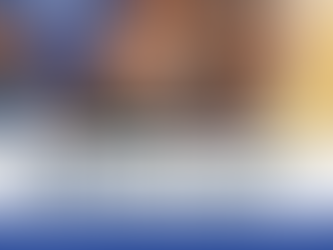 People toast with beers at the "Build & Brews: Houston DBIA Happy Hour" on Nov 18. Sponsored by Huitt Zollars. Blue and white design.