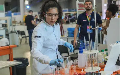 São oportunidades para profissionalização e emprego!